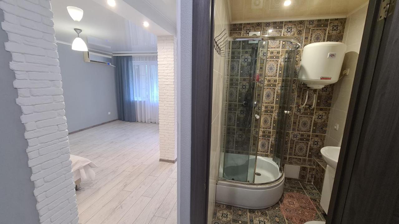 Apartaments On Vulytsia Heroiv Ato 32 Kryvy Rih Extérieur photo
